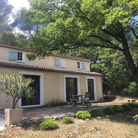 Villa De Carbonelle Pierrevert ภายนอก รูปภาพ