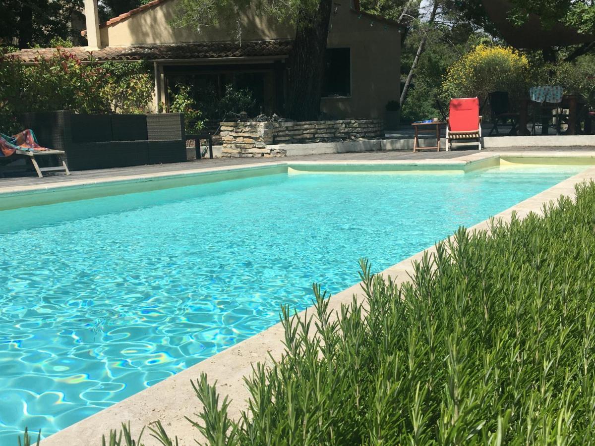 Villa De Carbonelle Pierrevert ภายนอก รูปภาพ
